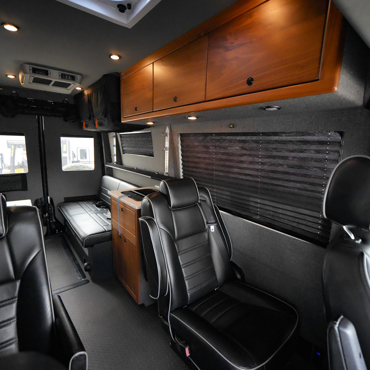 2020 El Kapitan Storymaker - Preowned