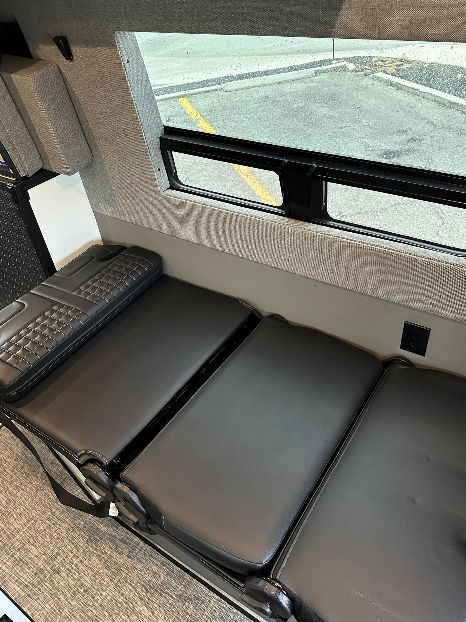 2021 Storyteller Overland Mode 4x4 - Preowned