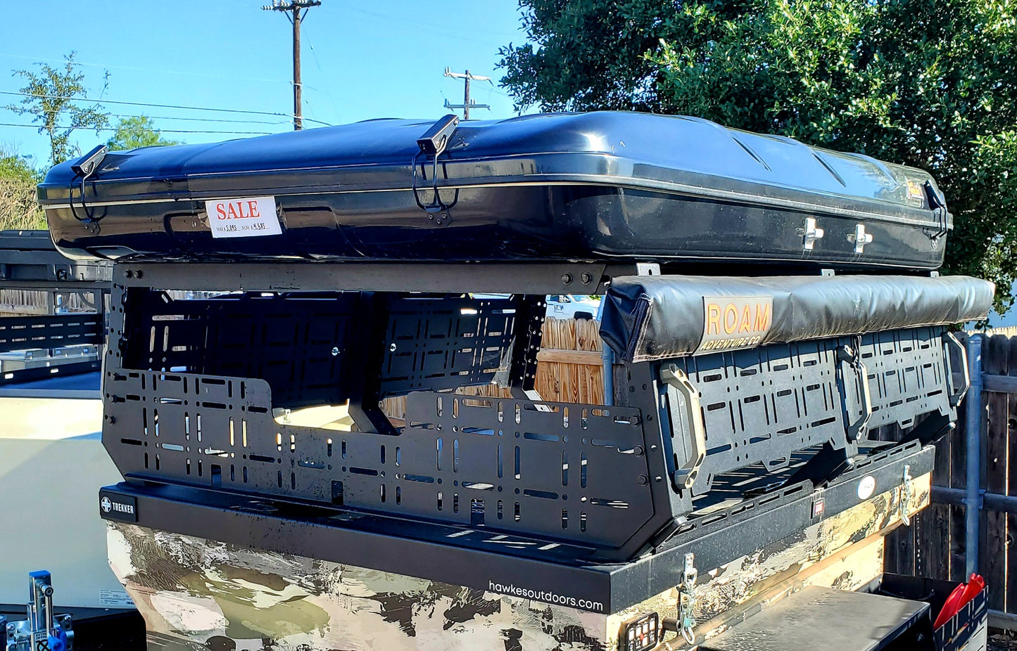SCRATCH & DENT SALE! James Baroud Space Rooftop Tent - M - Black