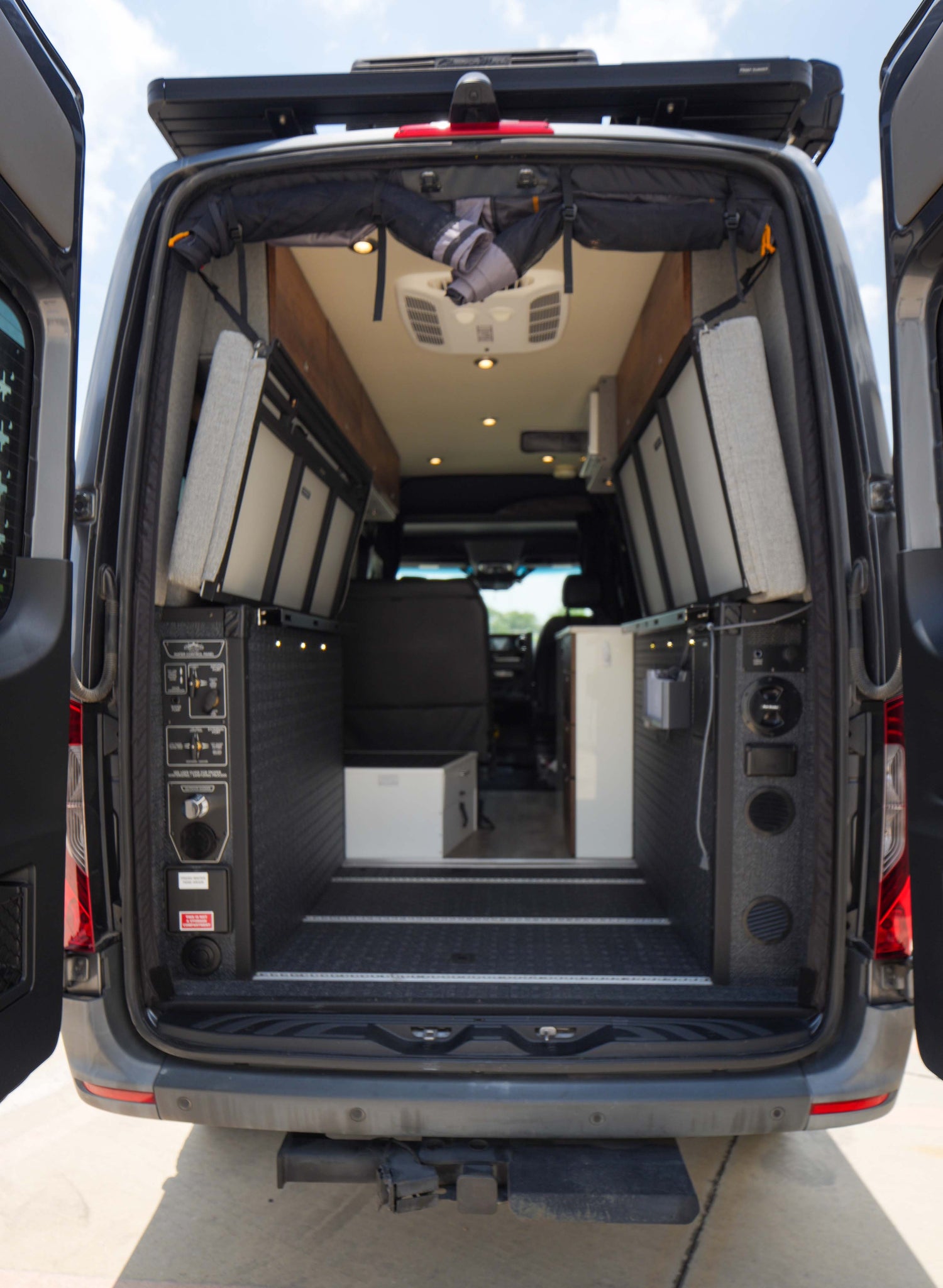 2023 Storyteller Overland Stealth Mode 4x4 - Preowned