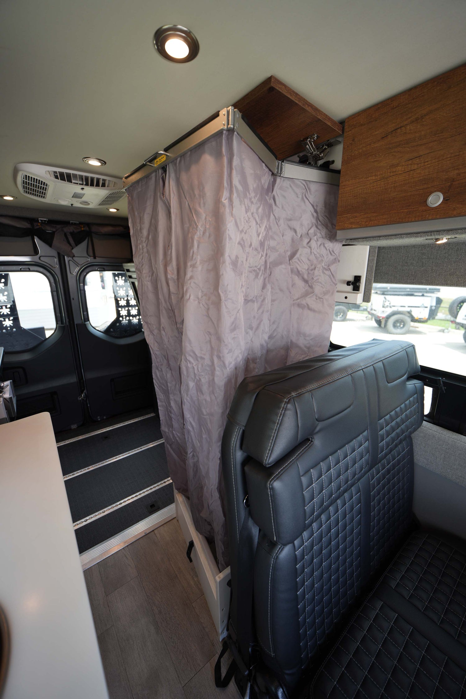 2023 Storyteller Overland Stealth Mode 4x4 - Preowned