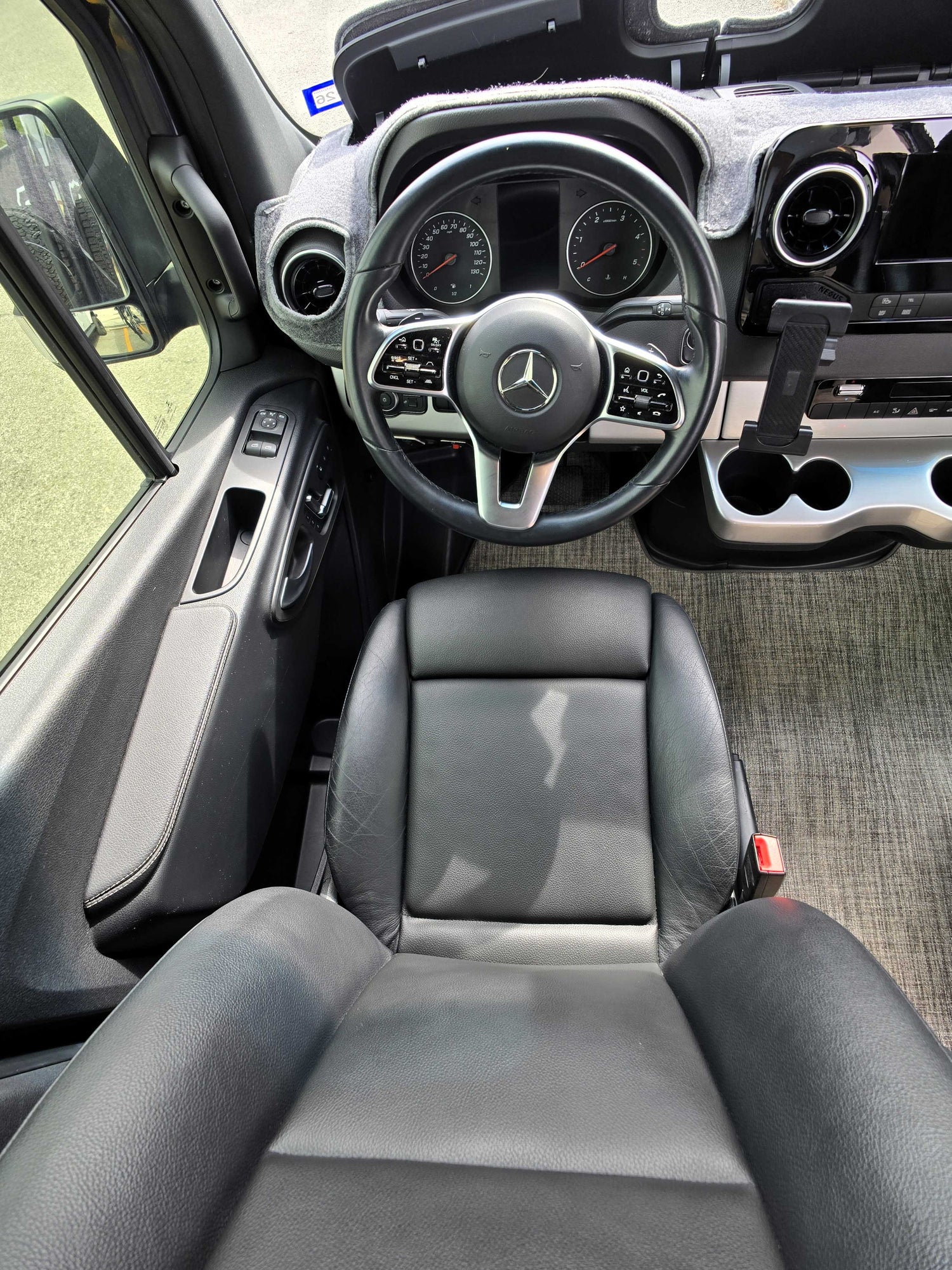 2023 Thor Sanctuary 19P - Preowned