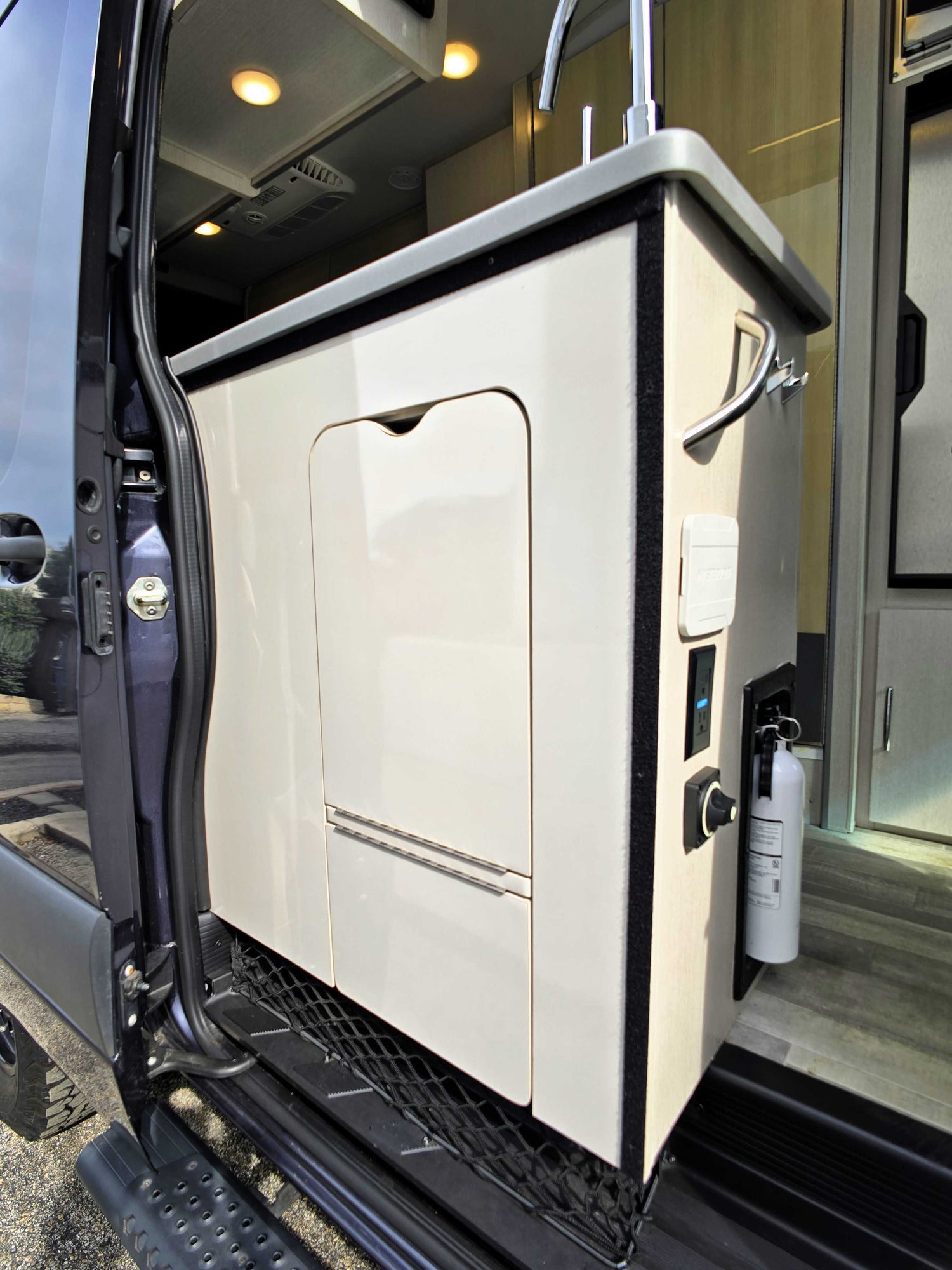 2023 Thor Sanctuary 19P - Preowned