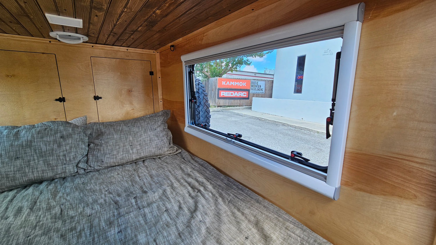 2021 Remolque terrestre de montaña rústica Overland Trekker Badlands Overlanding