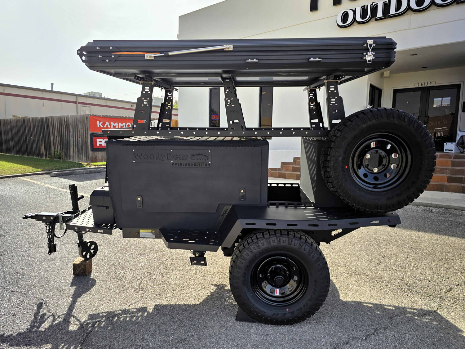 ¡¡VENDIDO!! Tráiler terrestre del oso lanudo de TAXA