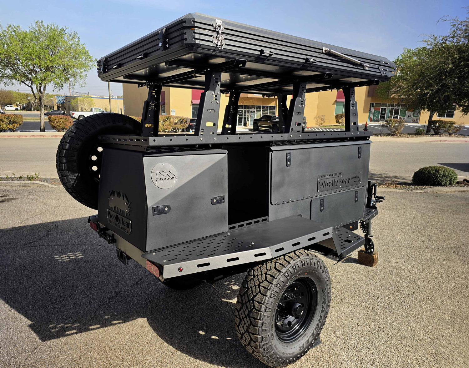 ¡¡VENDIDO!! Tráiler terrestre del oso lanudo de TAXA