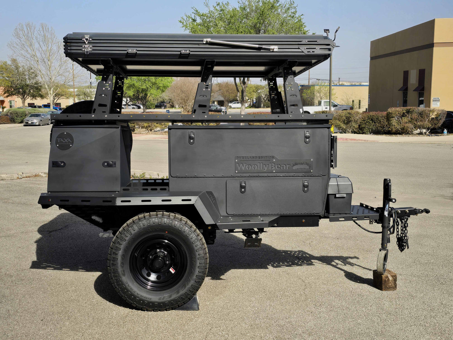 ¡¡VENDIDO!! Tráiler terrestre del oso lanudo de TAXA