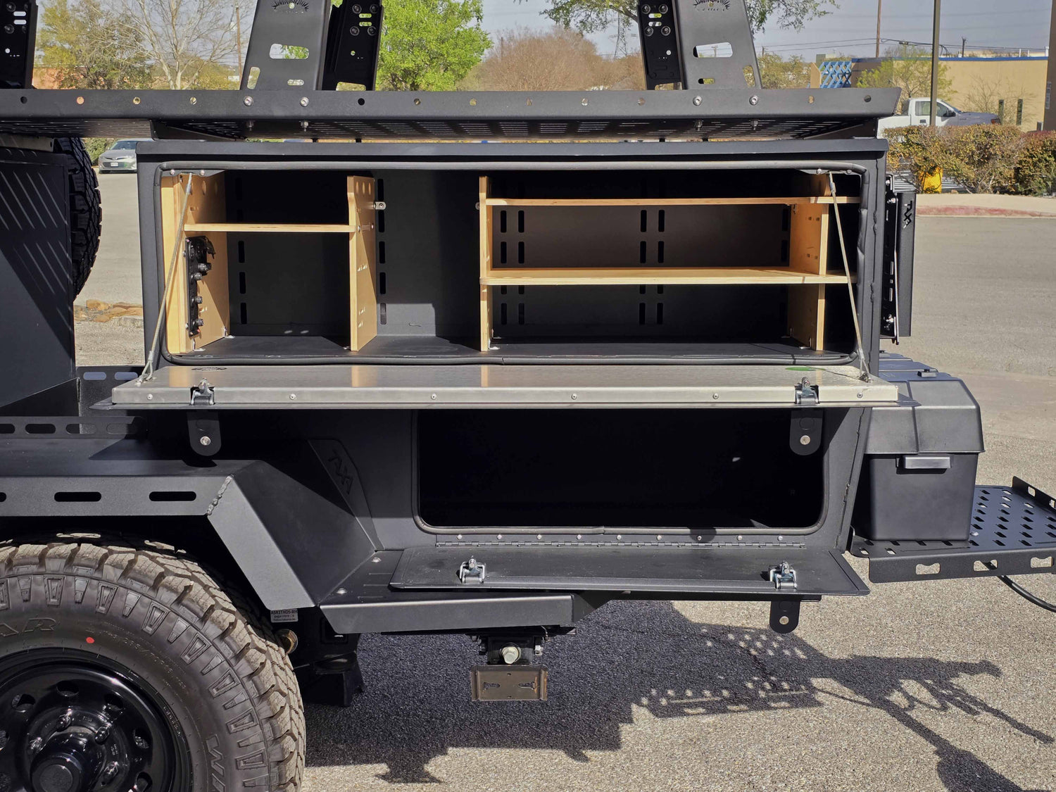 ¡¡VENDIDO!! Tráiler terrestre del oso lanudo de TAXA