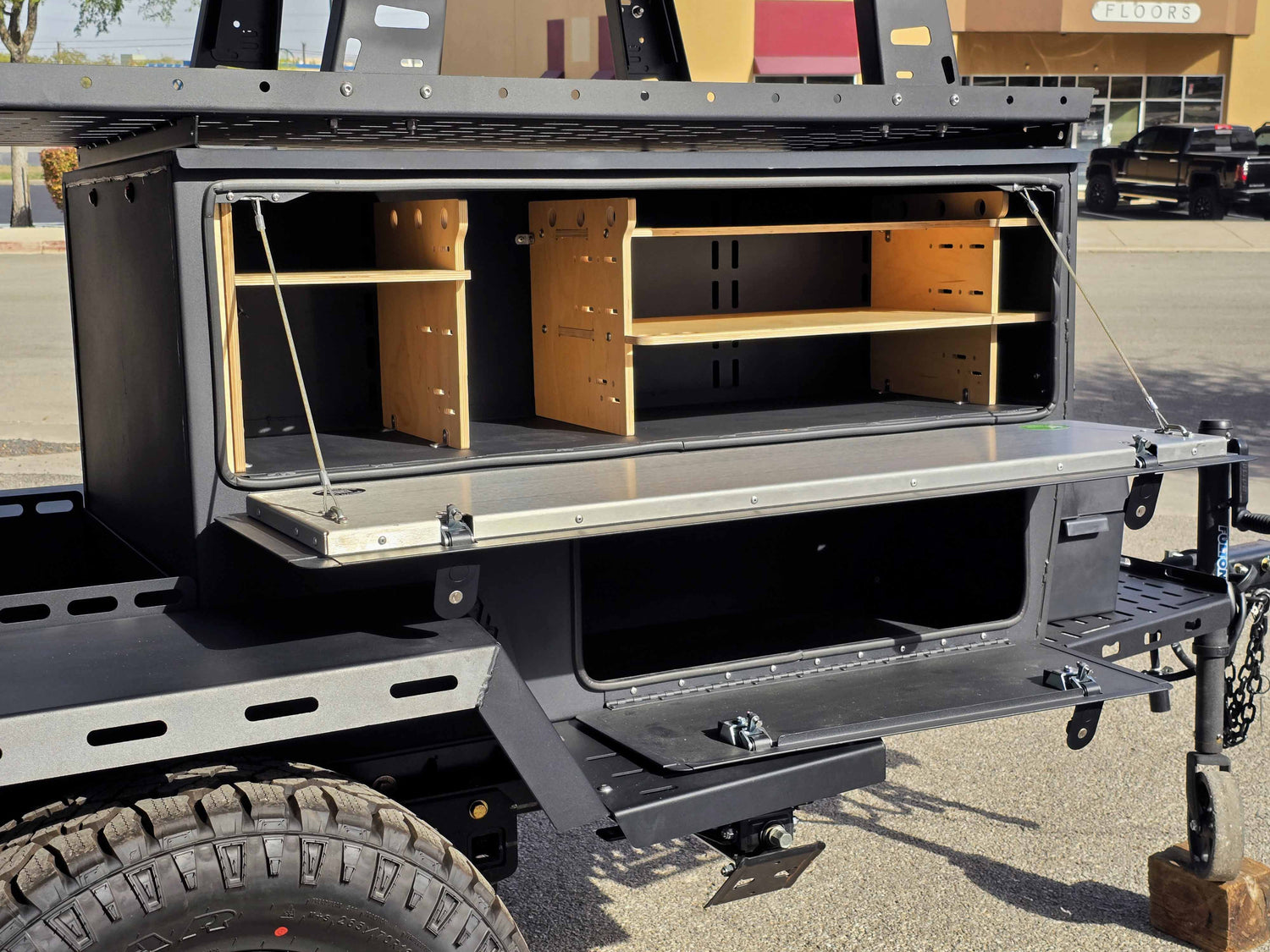 ¡¡VENDIDO!! Tráiler terrestre del oso lanudo de TAXA