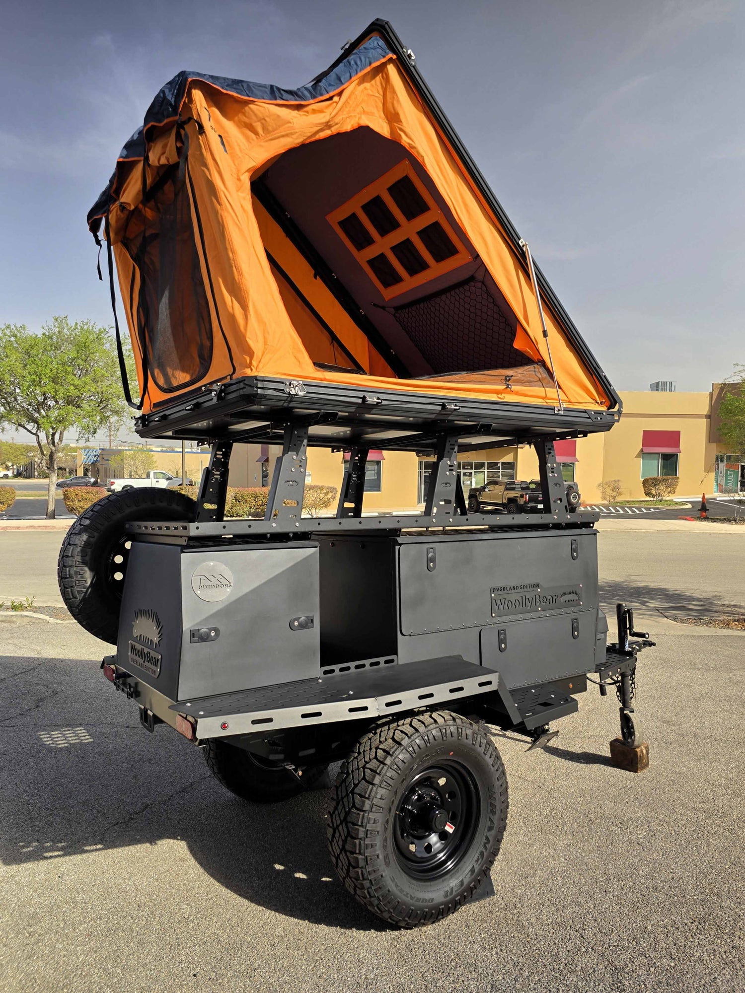 ¡¡VENDIDO!! Tráiler terrestre del oso lanudo de TAXA