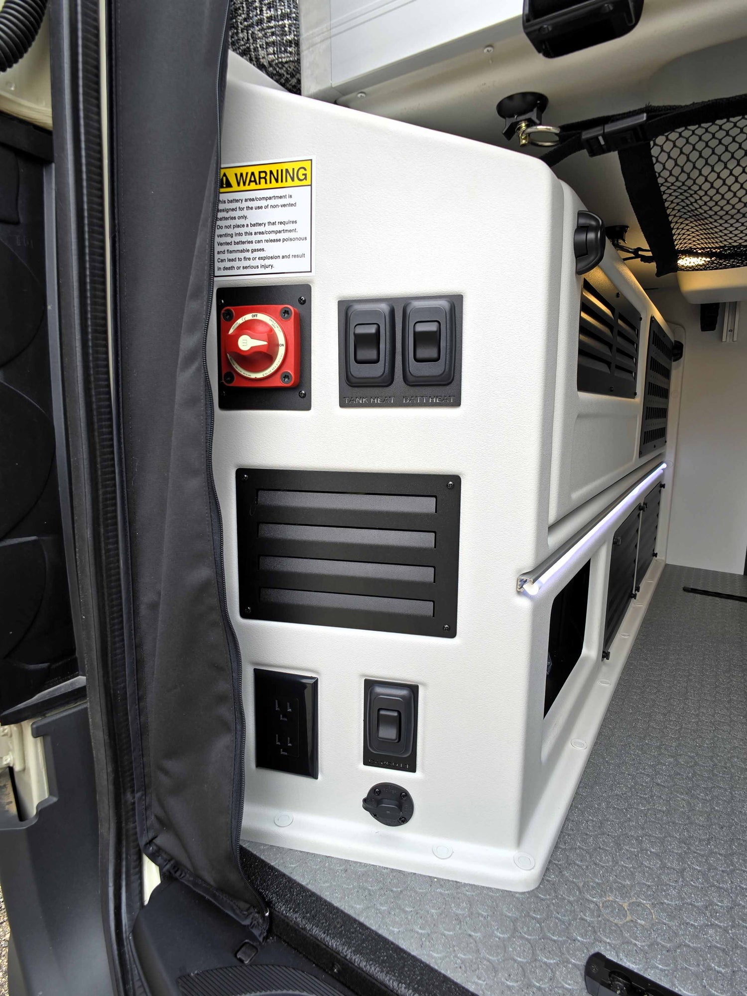 2026 Tiffin GH1 Adventure Bar Starlink Mini Pro.  Over $13,000 in Options Included