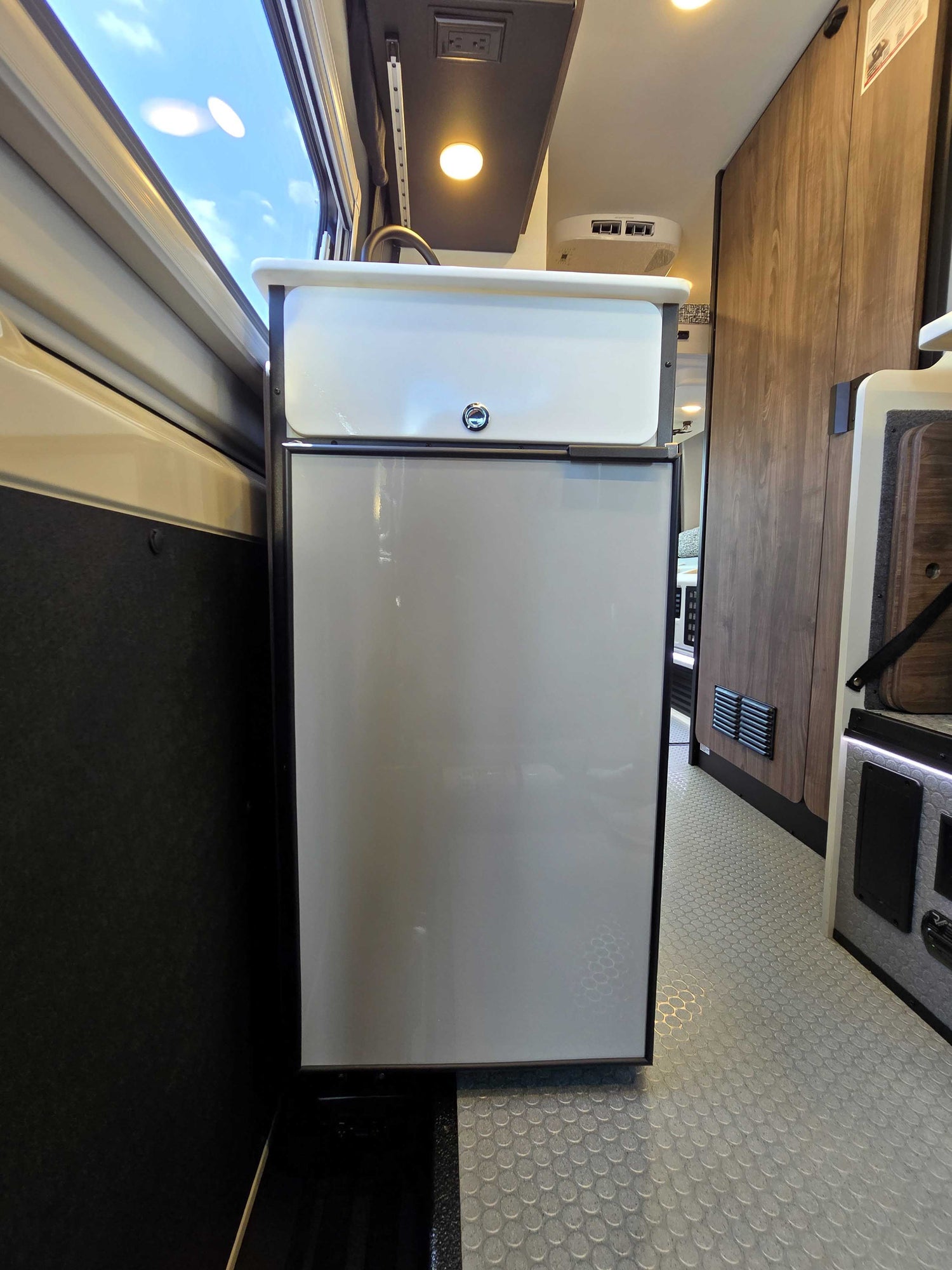 SOLD!! 2026 Tiffin GH1 Adventure Bar Starlink Mini Pro