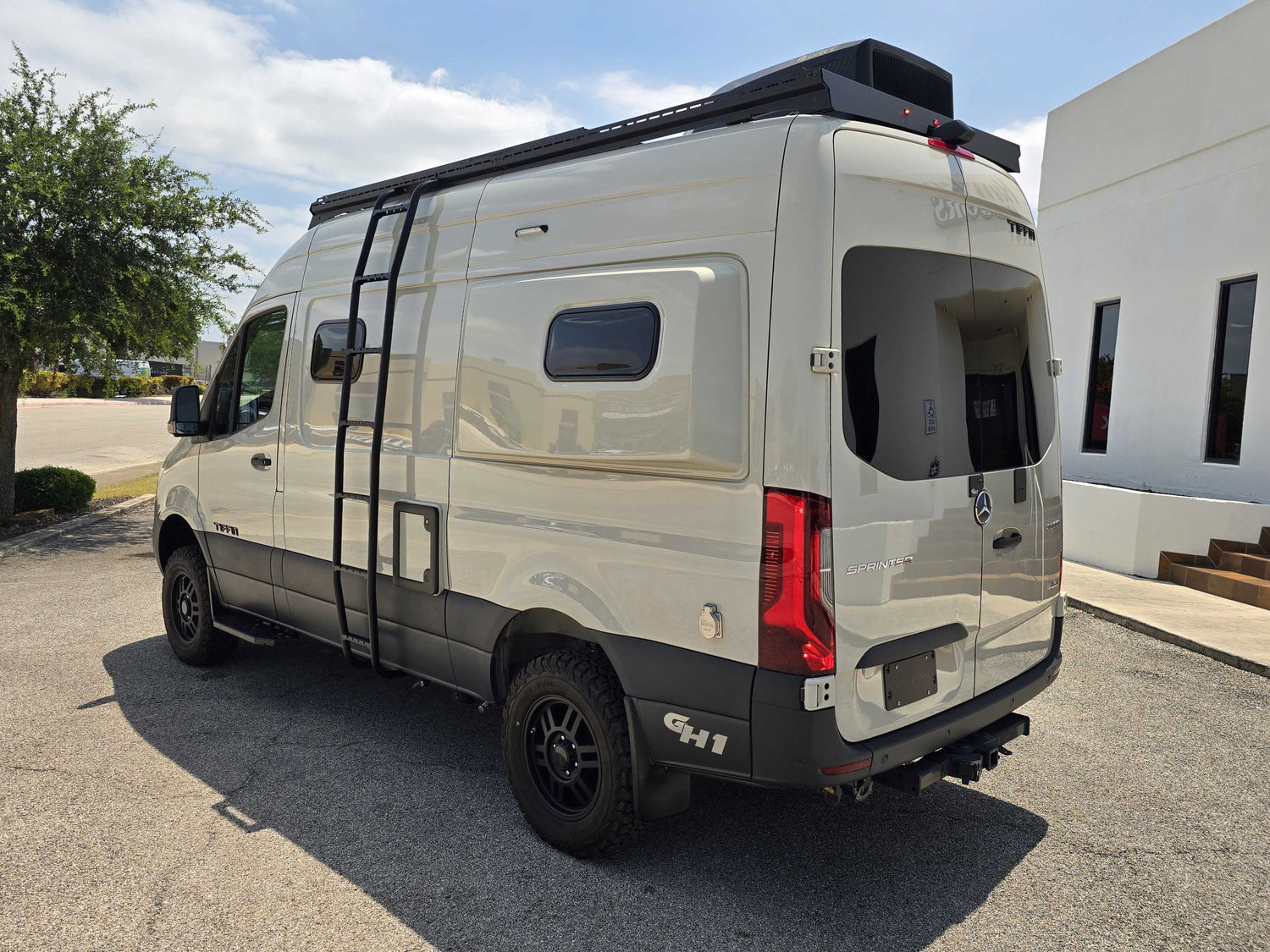 SOLD!! 2026 Tiffin GH1 Adventure Bar Starlink Mini Pro