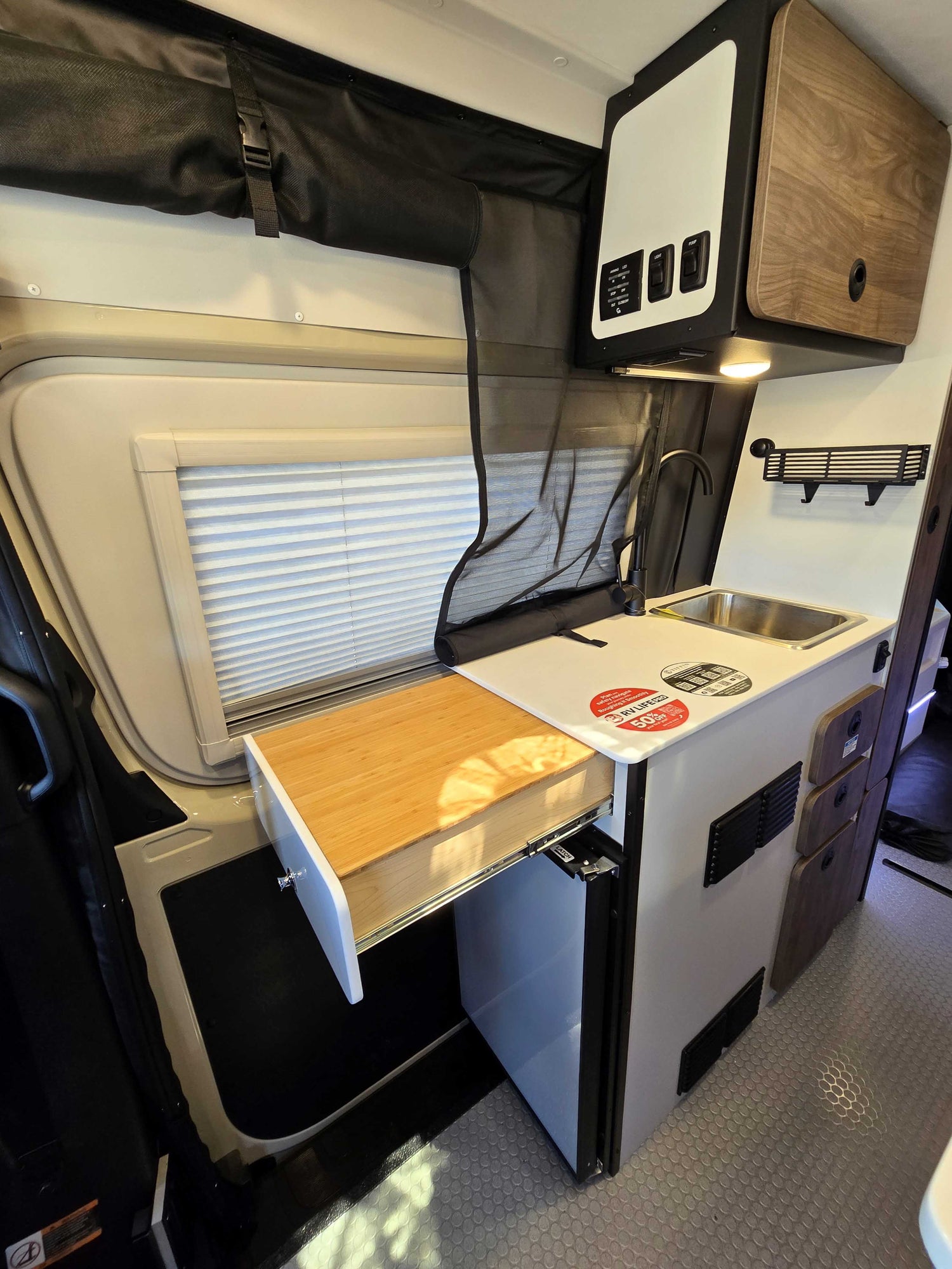 SOLD!! 2026 Tiffin GH1 Adventure Bar Starlink Mini Pro