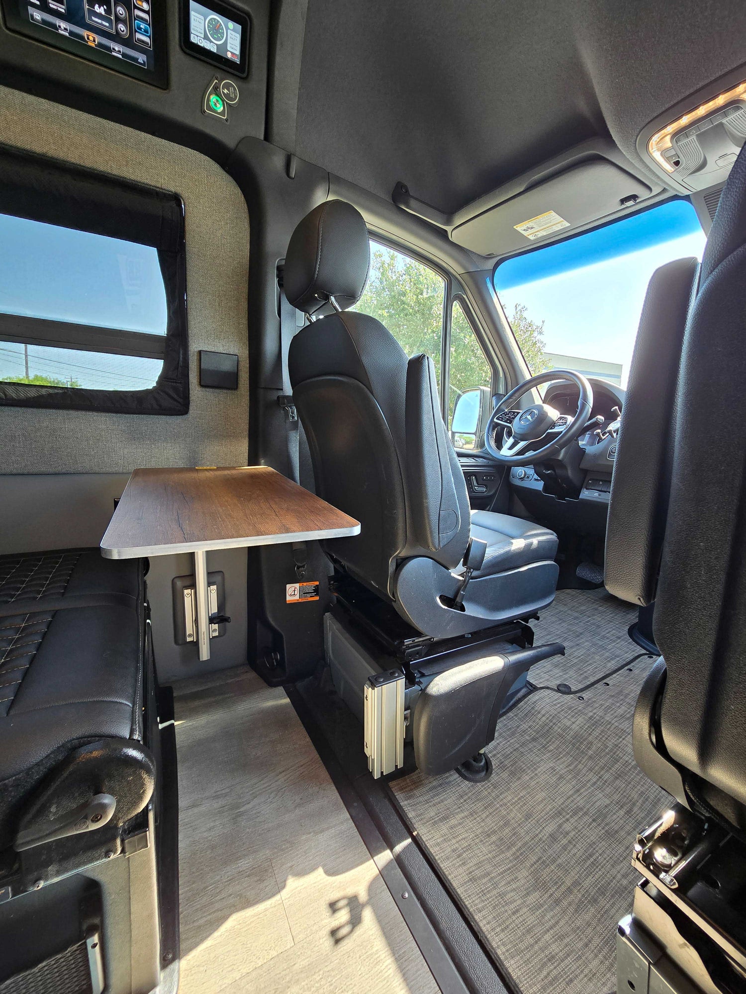 DEAL PENDING! 2022 STORYTELLER OVERLAND STEALTH OG - Preowned