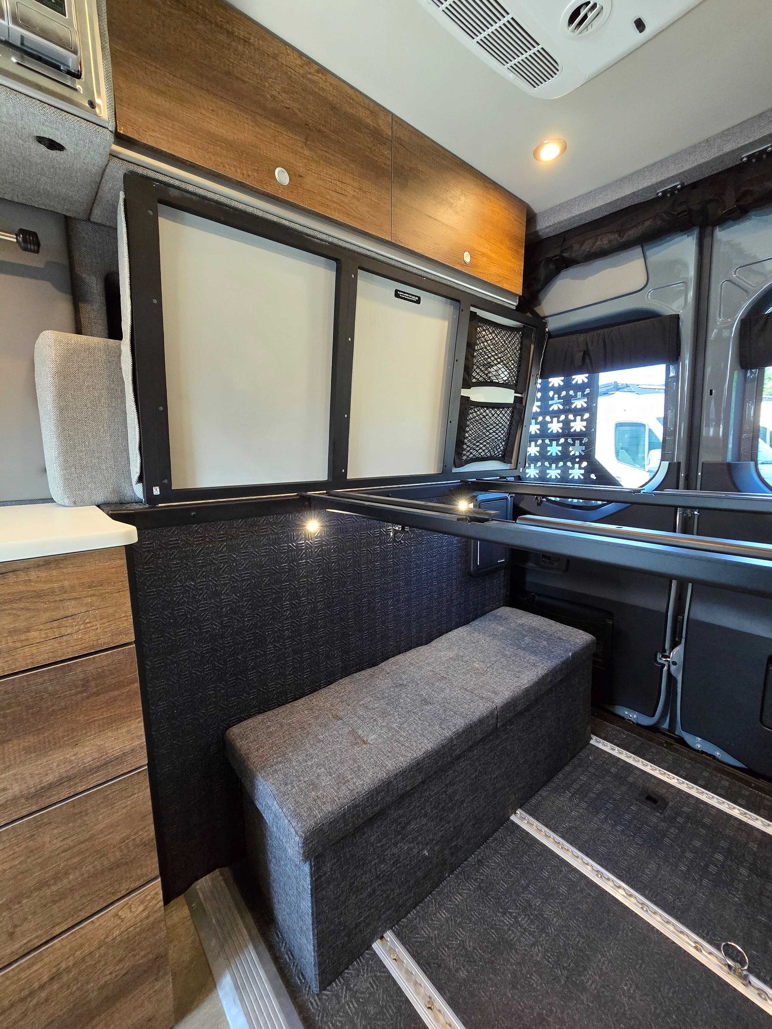 DEAL PENDING! 2022 STORYTELLER OVERLAND STEALTH OG - Preowned