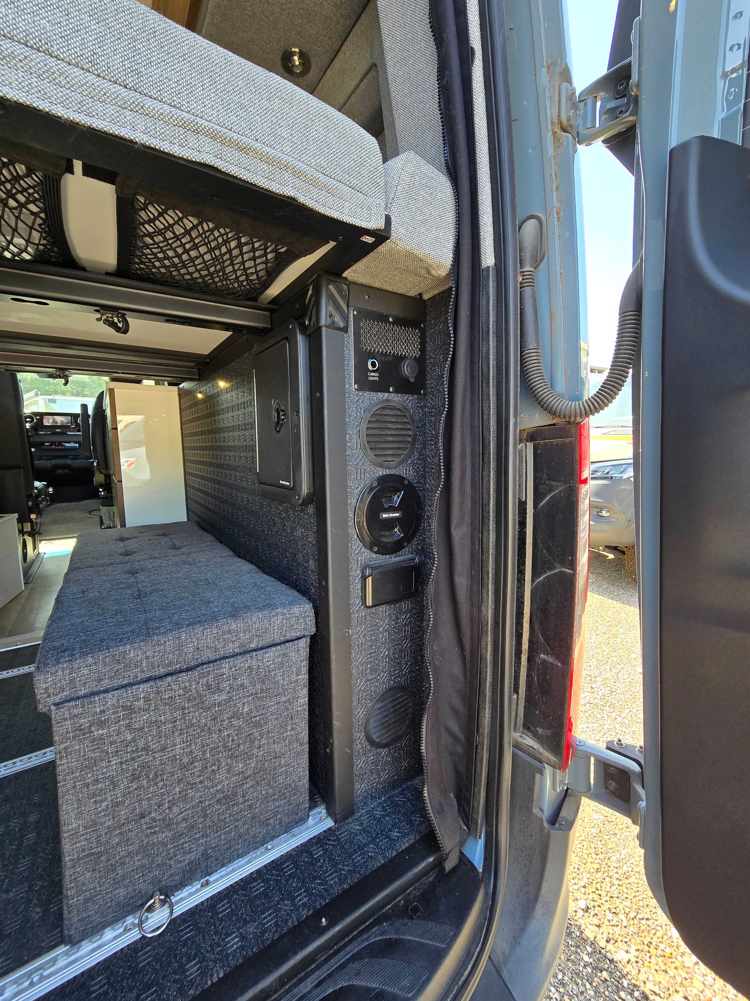DEAL PENDING! 2022 STORYTELLER OVERLAND STEALTH OG - Preowned