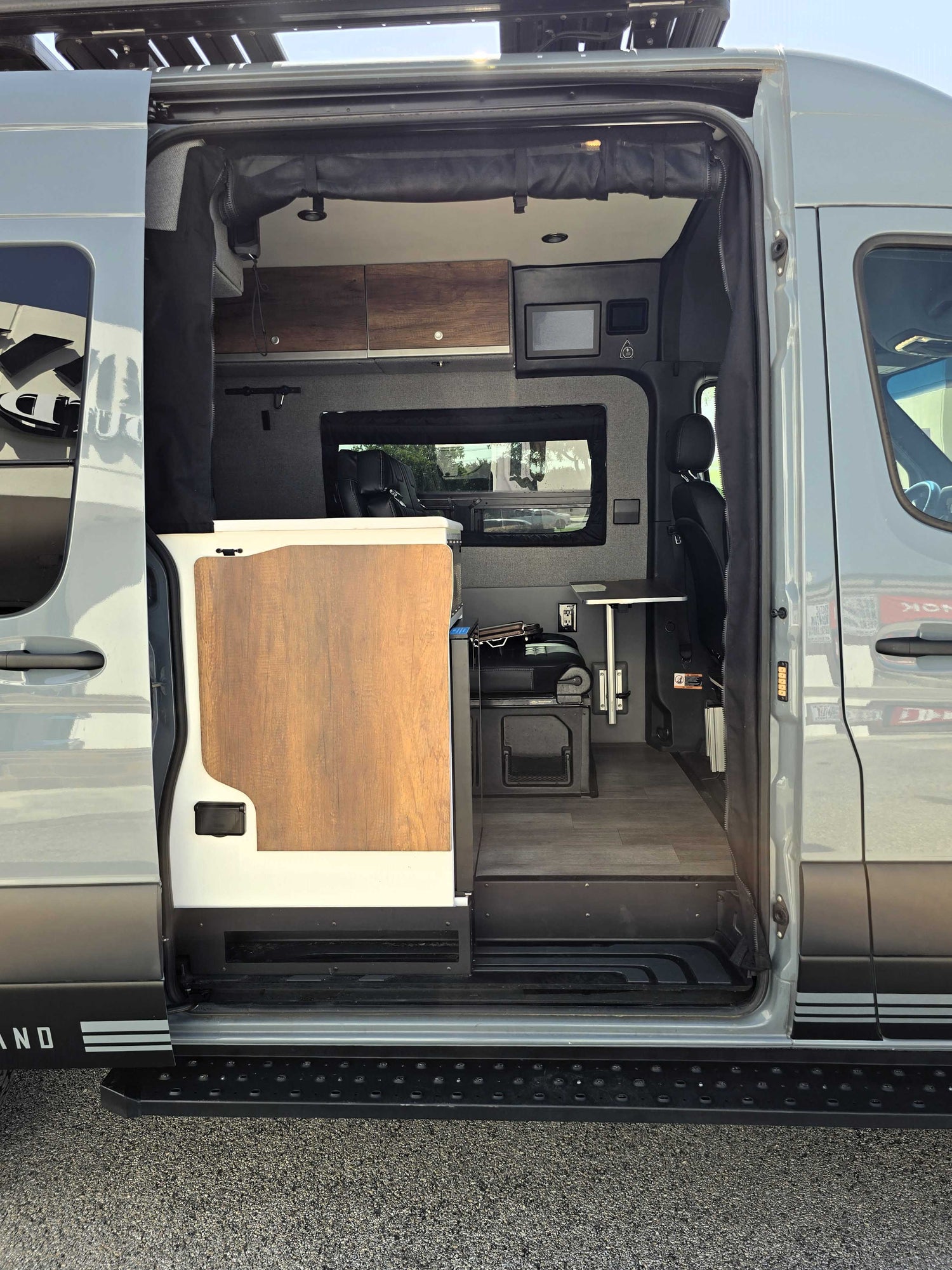 DEAL PENDING! 2022 STORYTELLER OVERLAND STEALTH OG - Preowned