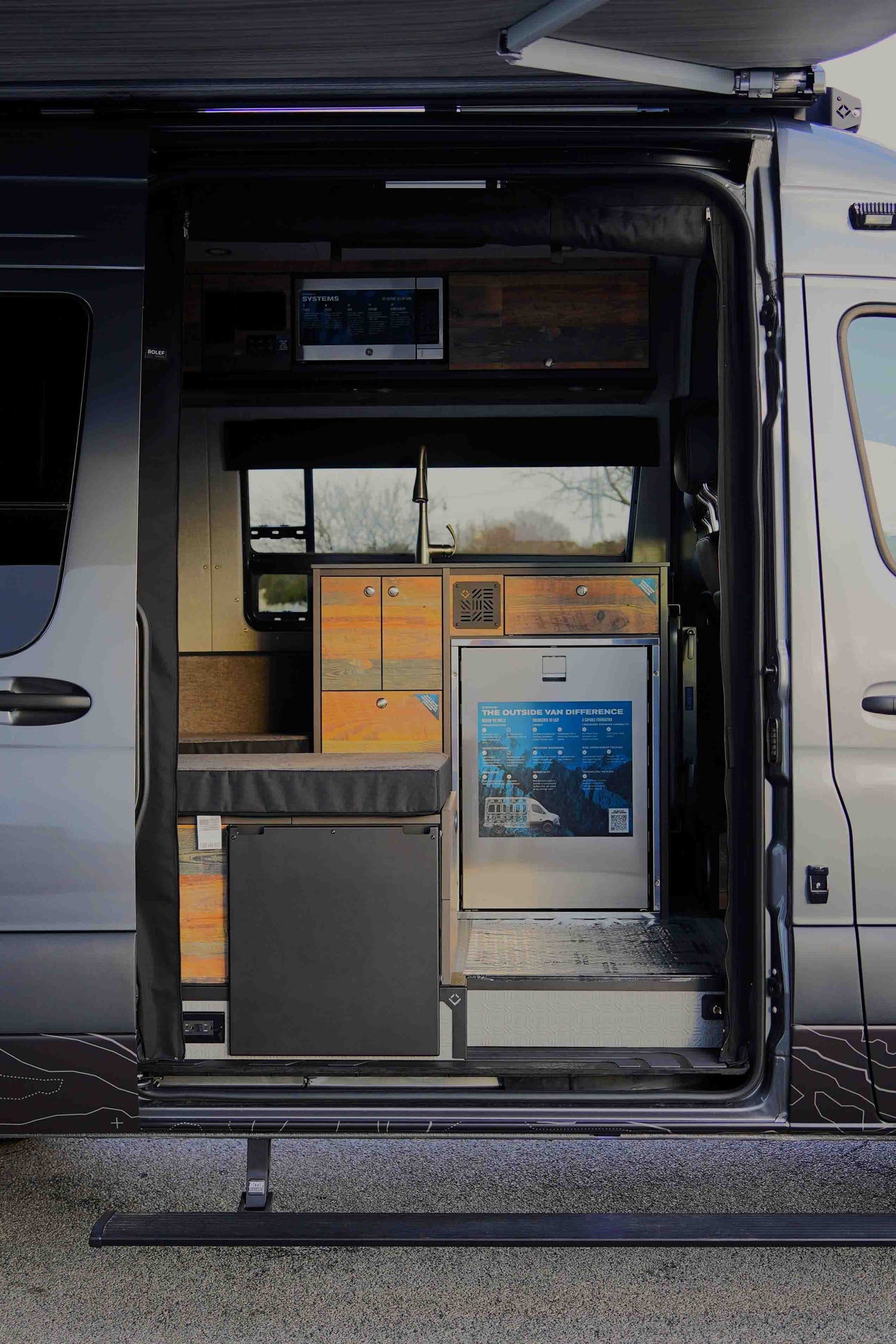 SOLD! 2025 Outside Van Syncline