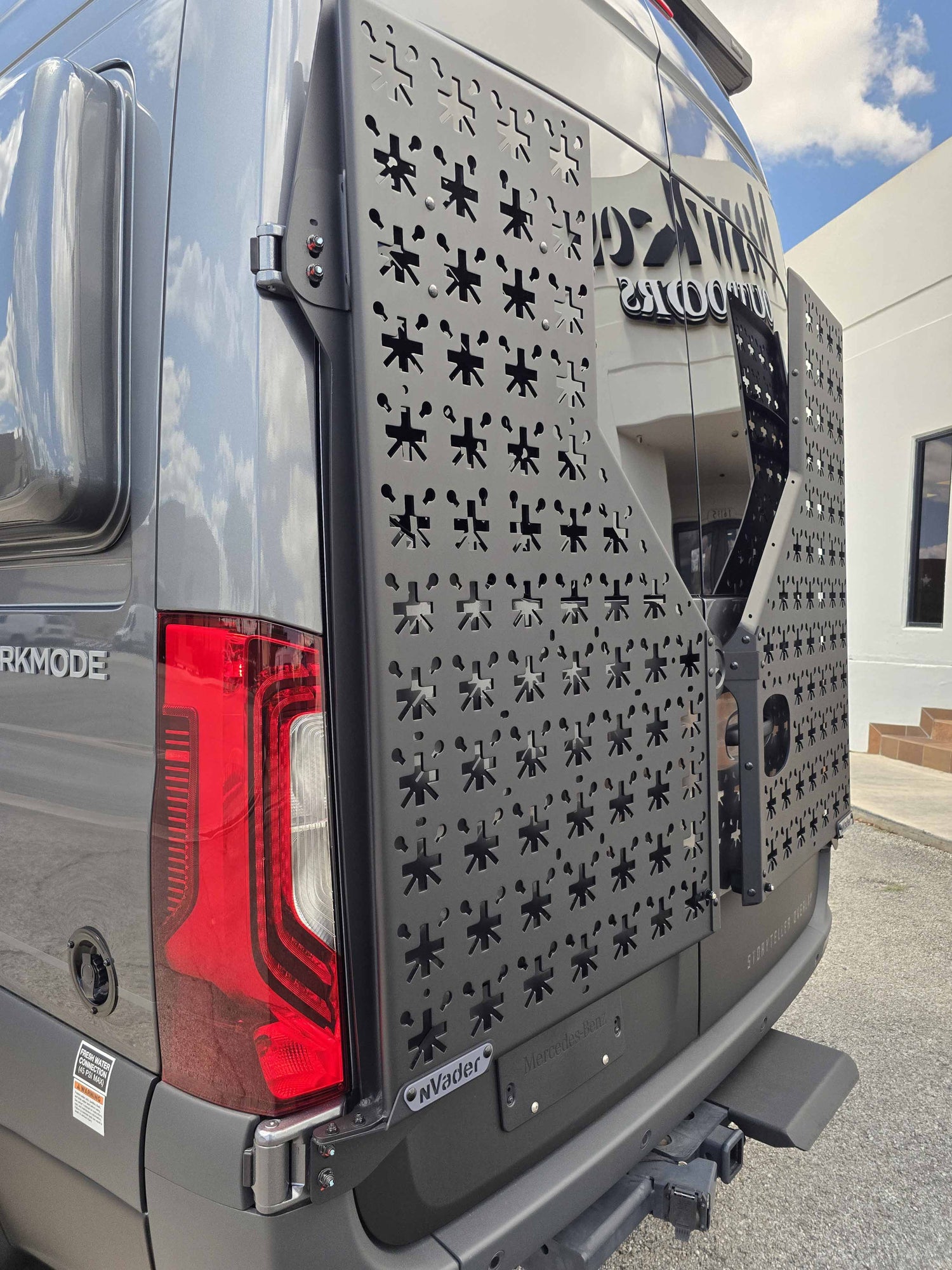 SOLD! 2025 STORYTELLER DARK MODE XO