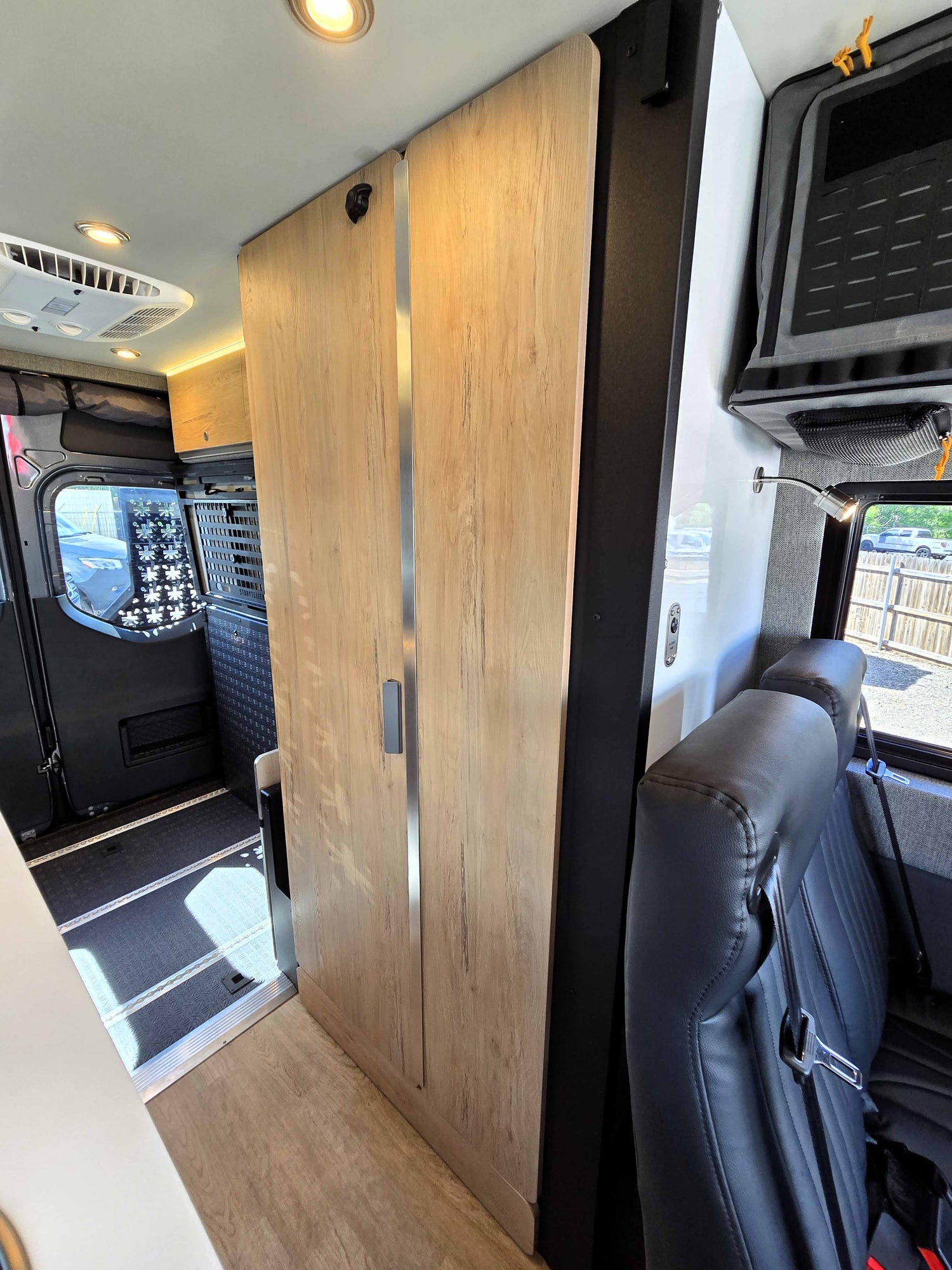 SOLD! 2025 STORYTELLER DARK MODE XO