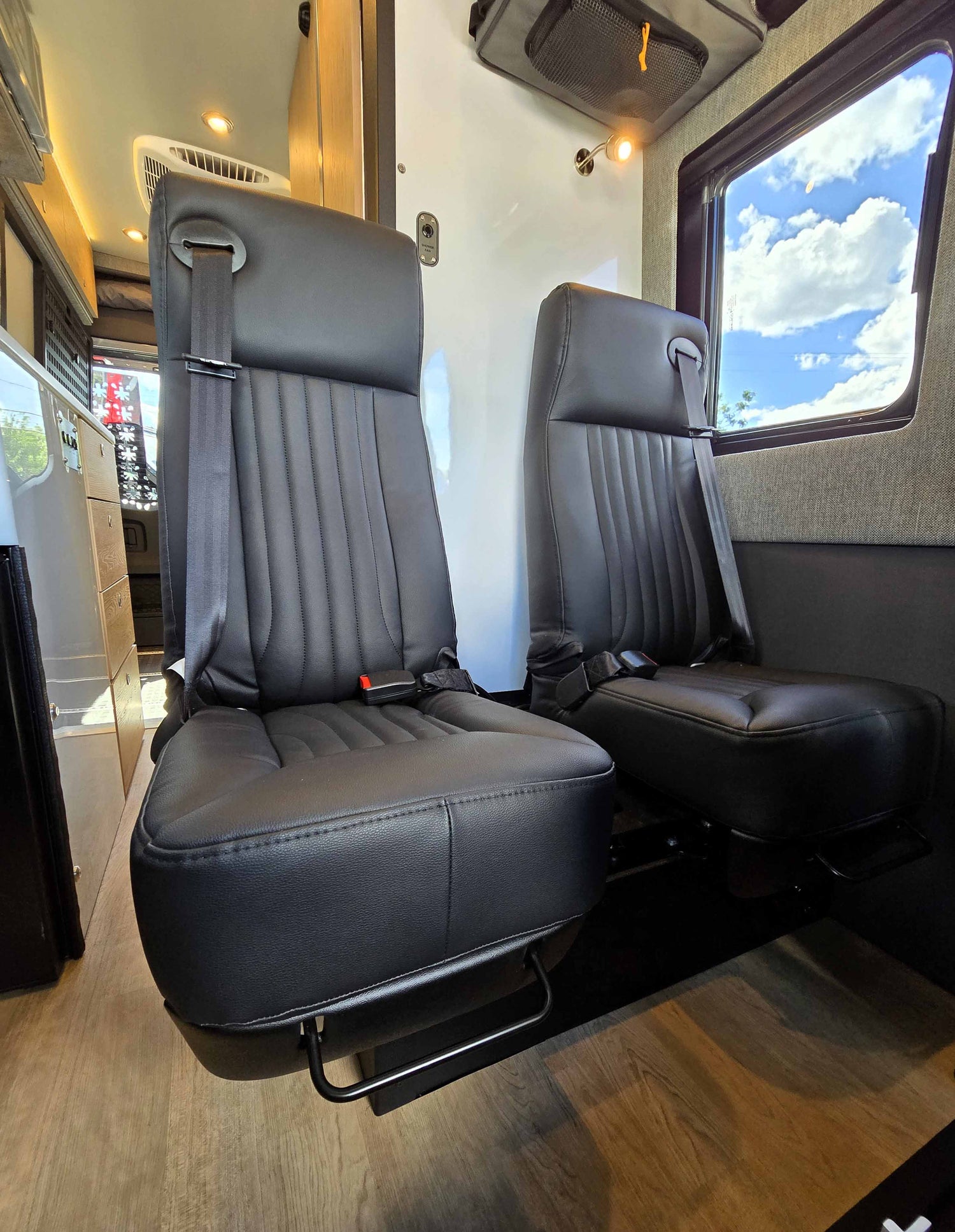 SOLD! 2025 STORYTELLER DARK MODE XO