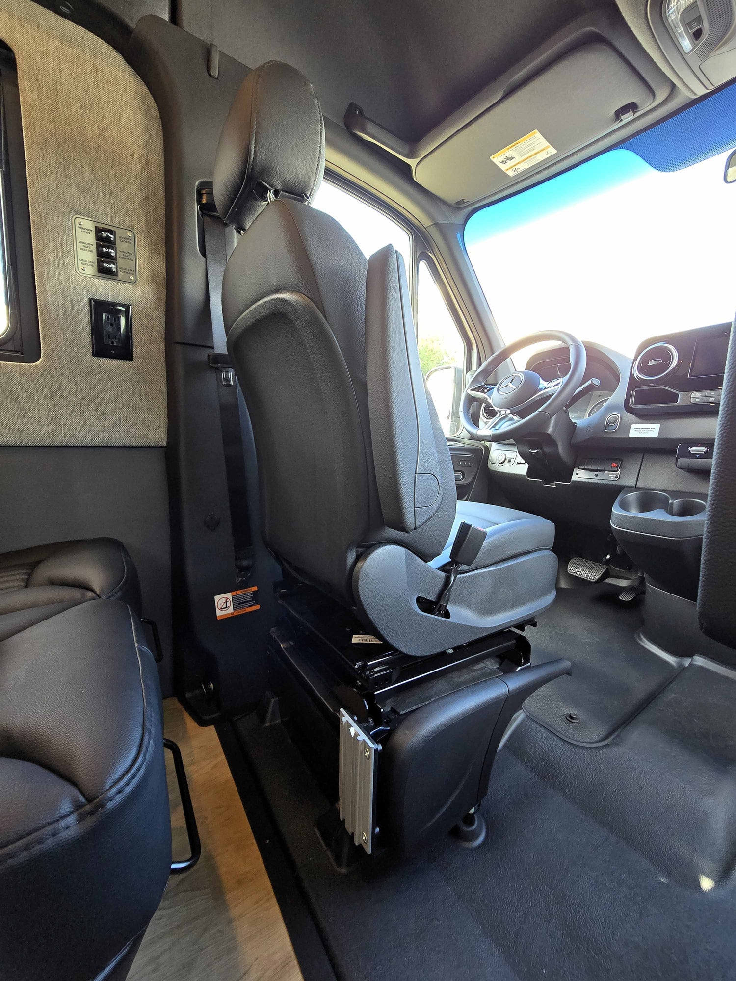 SOLD! 2025 STORYTELLER DARK MODE XO
