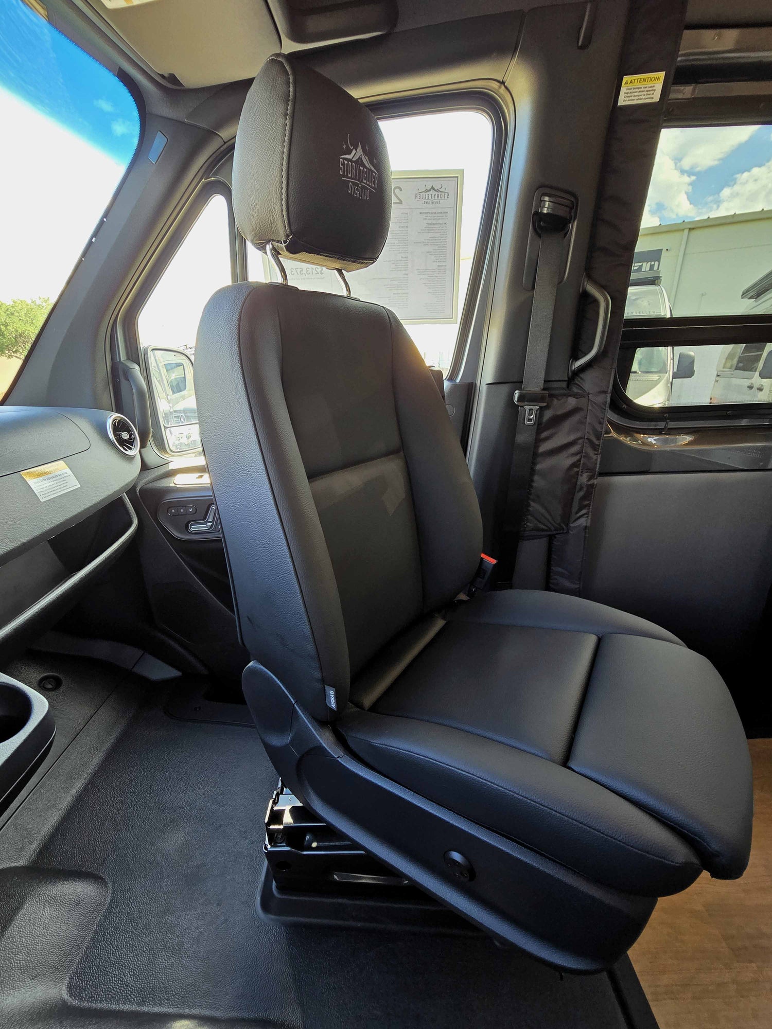 SOLD! 2025 STORYTELLER DARK MODE XO