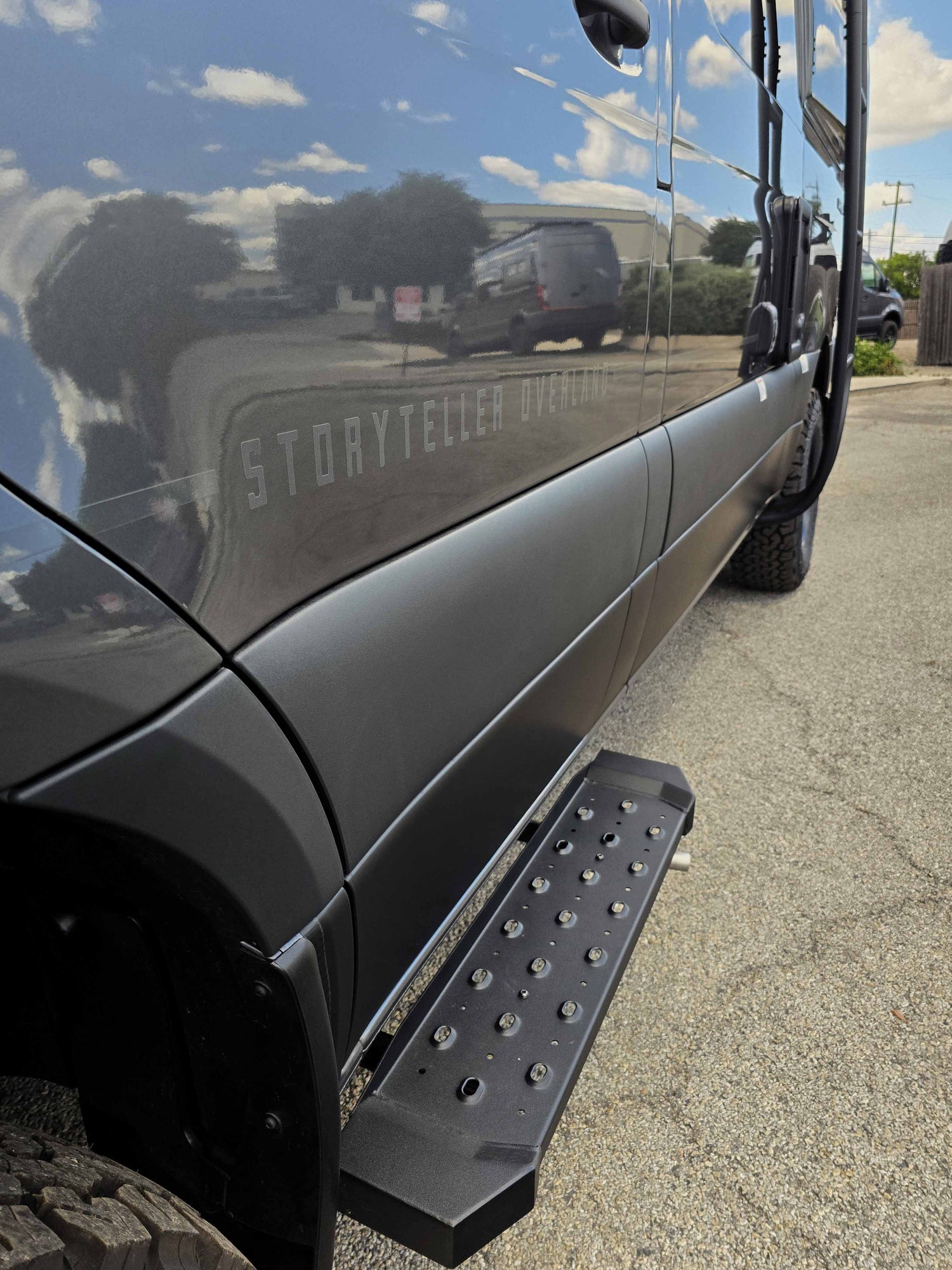 SOLD! 2025 STORYTELLER DARK MODE XO