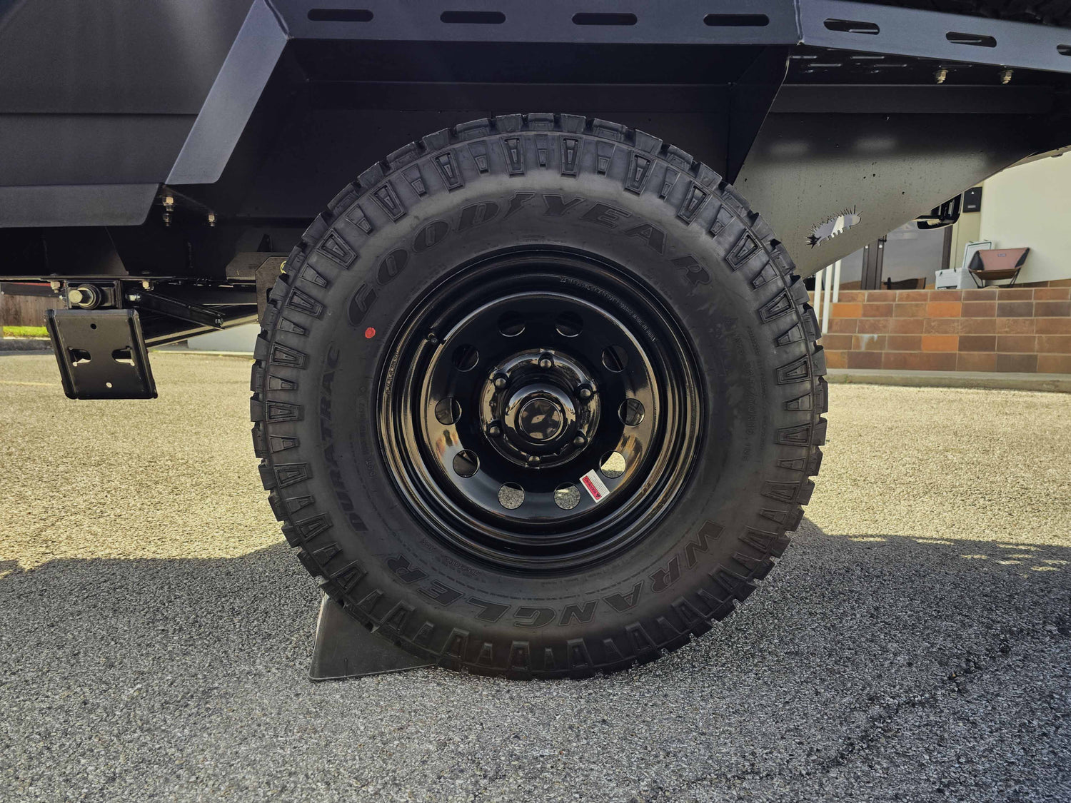 2025 Taxa Woolly Bear Overland EVO