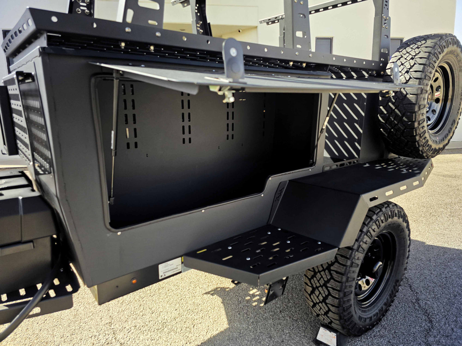 2025 Taxa Woolly Bear Overland EVO