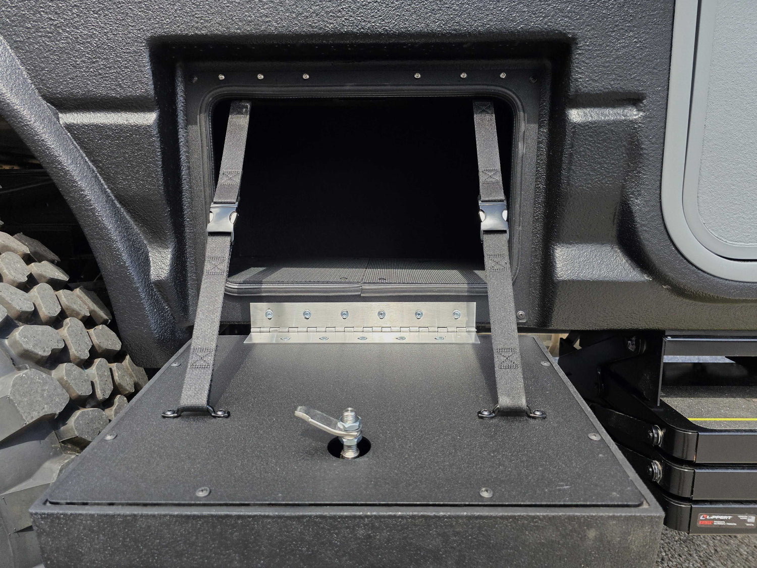 2025 STORYTELLER OVERLAND GXV HILT CEMENT