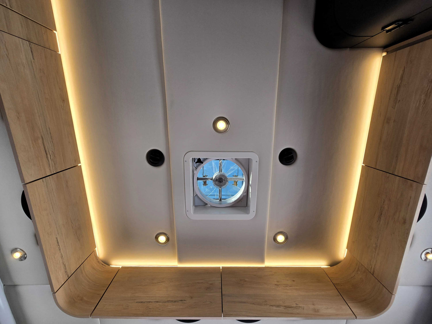 2025 STORYTELLER OVERLAND GXV HILT CEMENT