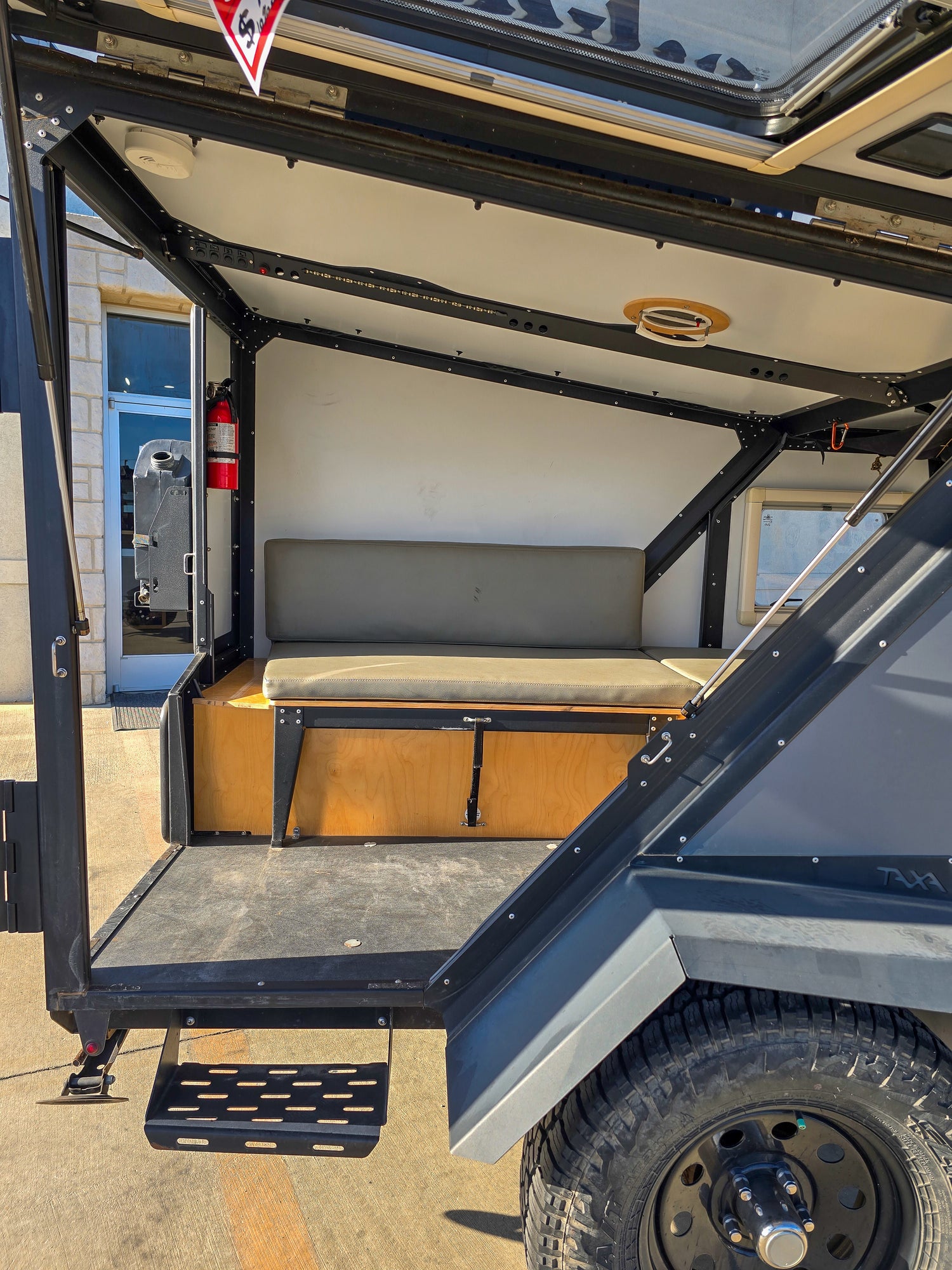 2019 TAXA TIGER MOTH - Preowned