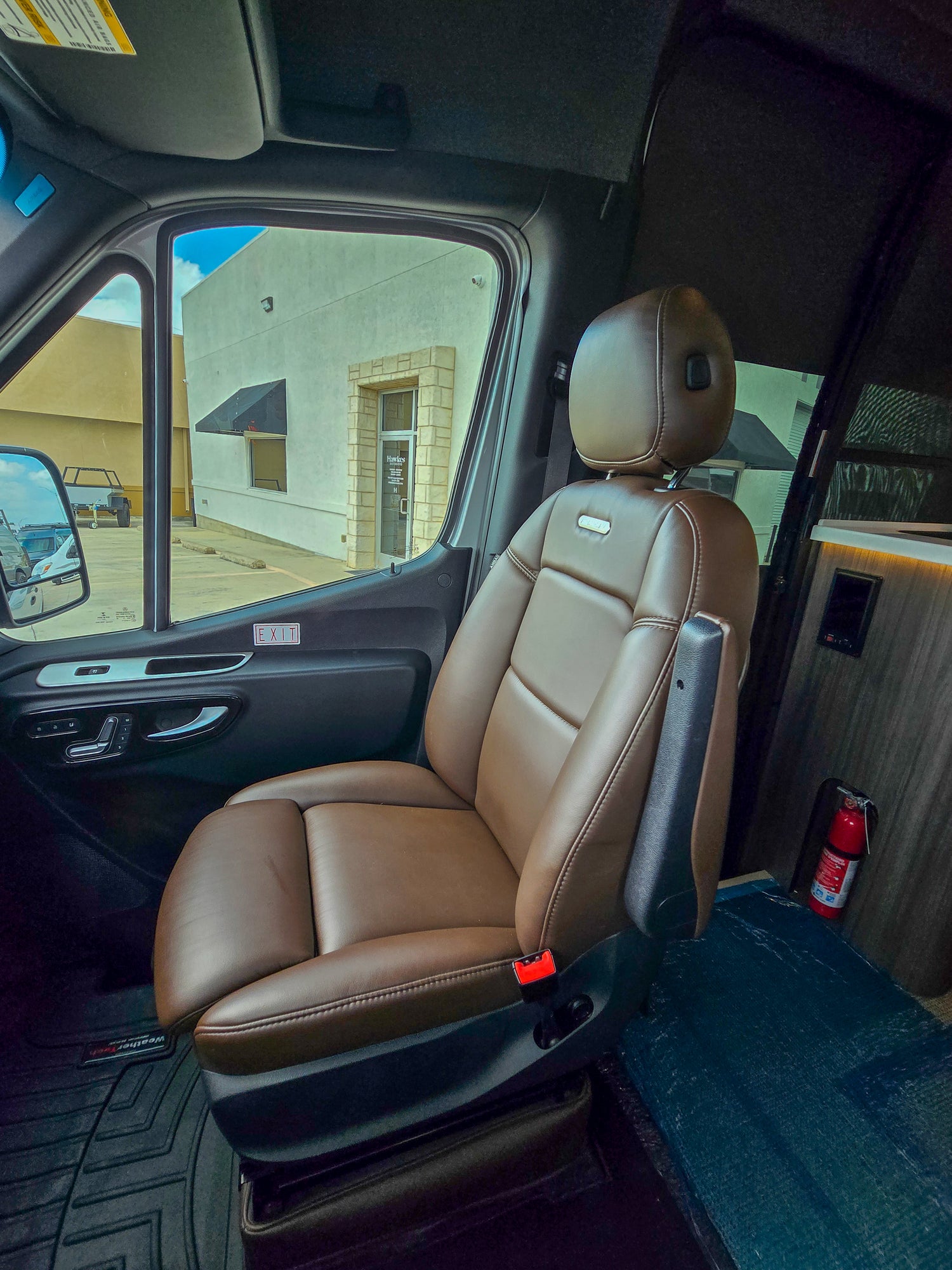 DEAL PENDING! 2021 Airstream Interstate M-24GT - Preowned