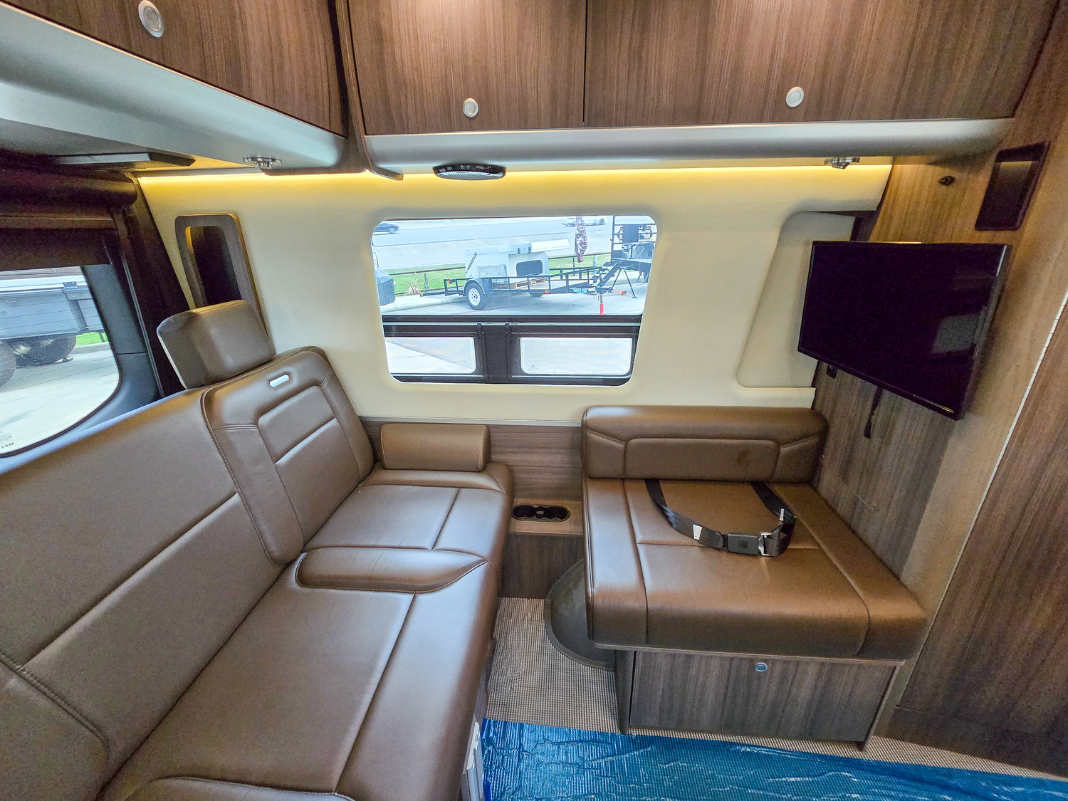 DEAL PENDING! 2021 Airstream Interstate M-24GT - Preowned