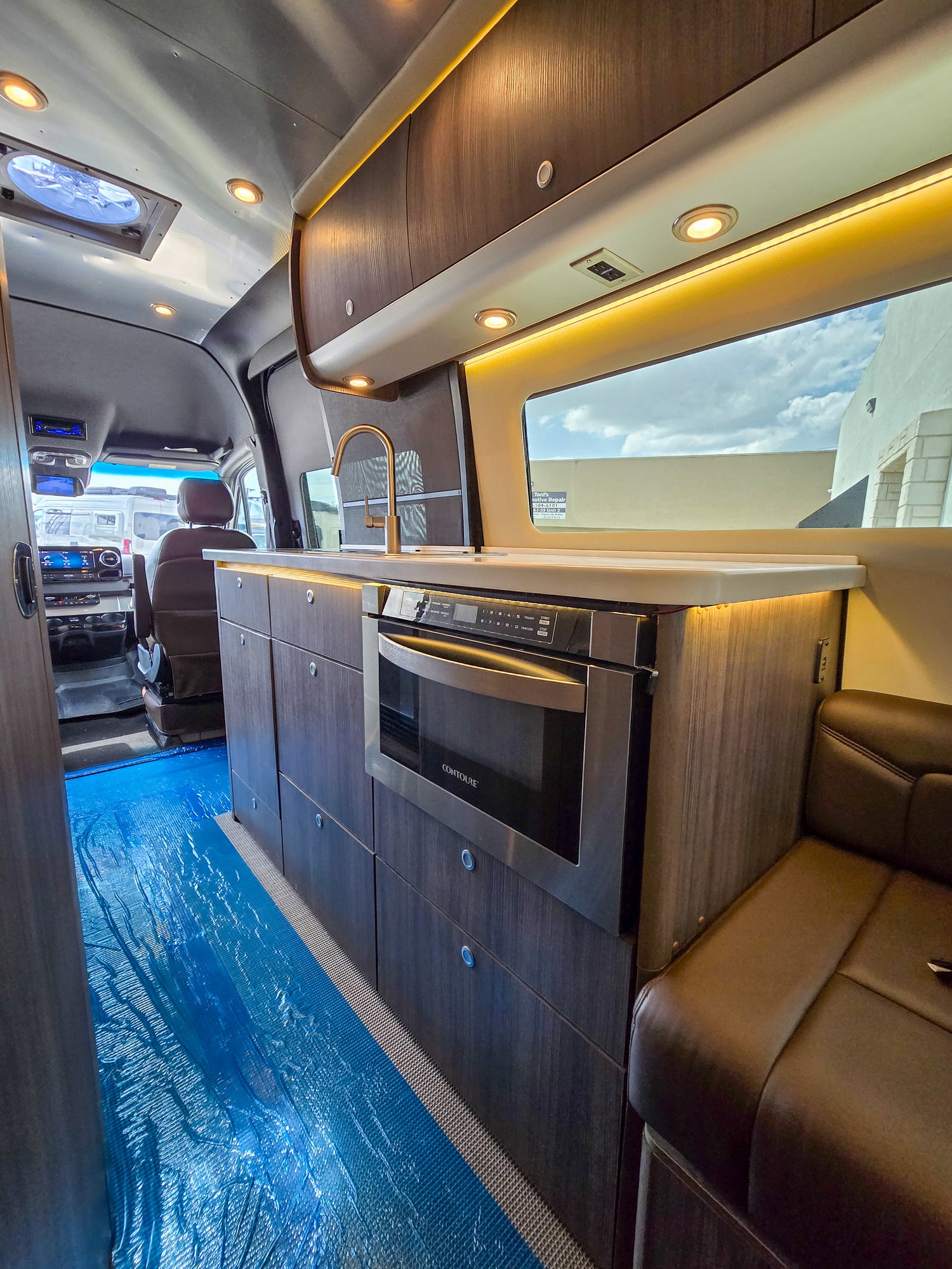 DEAL PENDING! 2021 Airstream Interstate M-24GT - Preowned
