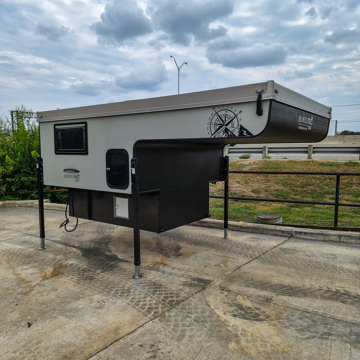 2026 BunduTec USA Sable - Truck Camper