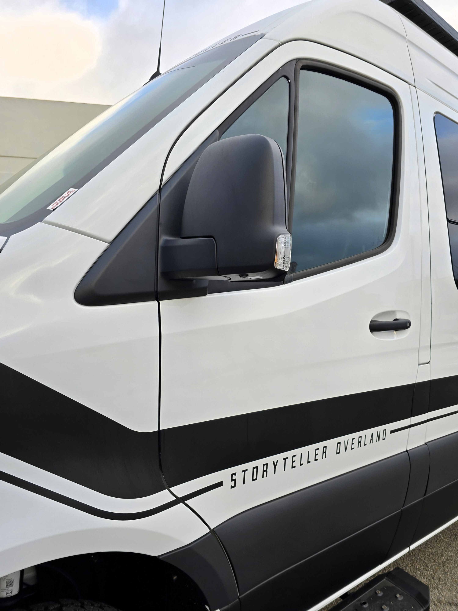 2025 STORYTELLER CLASSIC MODE OG (ARCTIC WHITE)