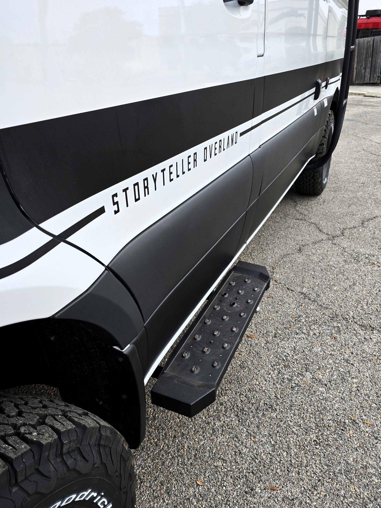 2025 STORYTELLER CLASSIC MODE OG (ARCTIC WHITE)