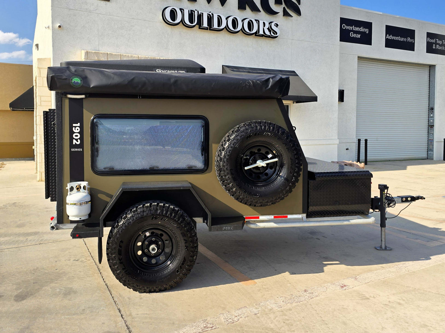 2025 Pike 1902 - Preowned