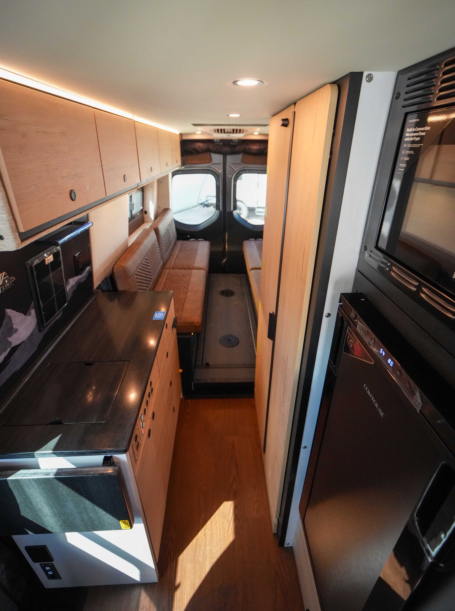 NEW! 2027 Storyteller Overland Crew Mode XL