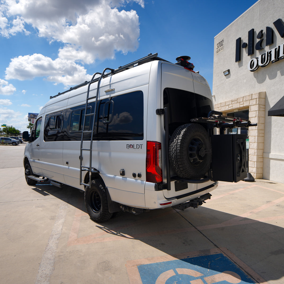 2020 Winnebago Boldt 4x4 - Preowned