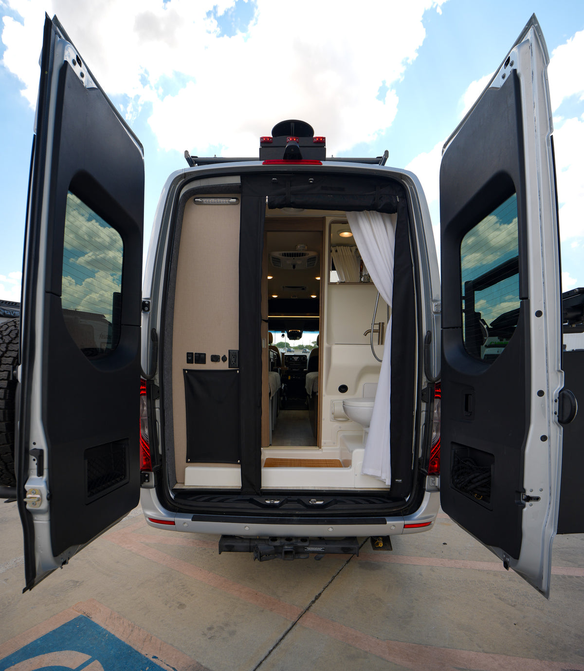 2020 Winnebago Boldt 4x4 - Preowned