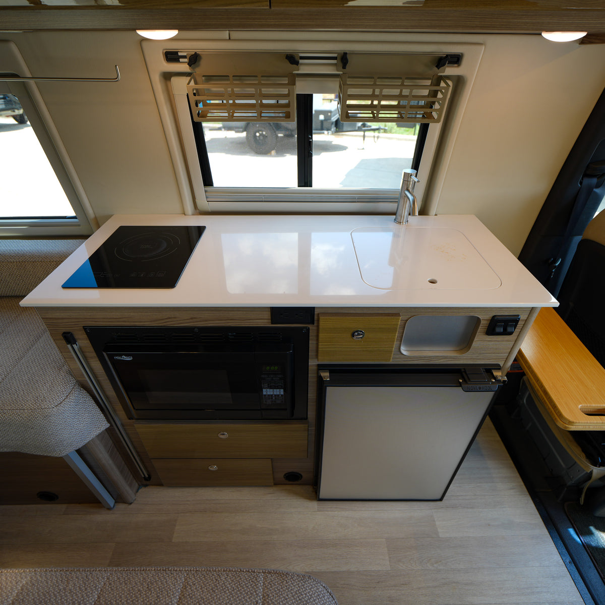 2020 Winnebago Boldt 4x4 - Preowned
