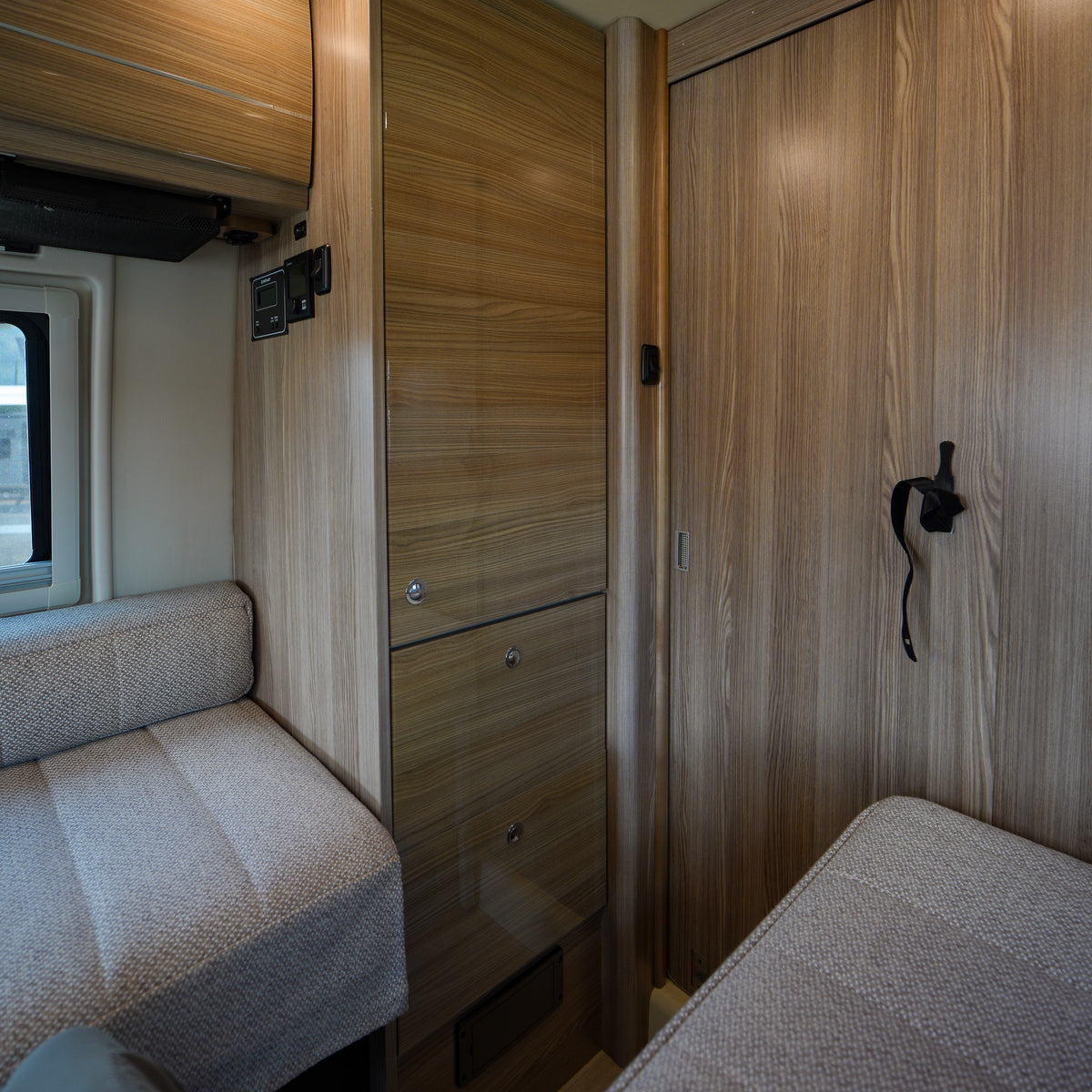 2020 Winnebago Boldt 4x4 - Preowned