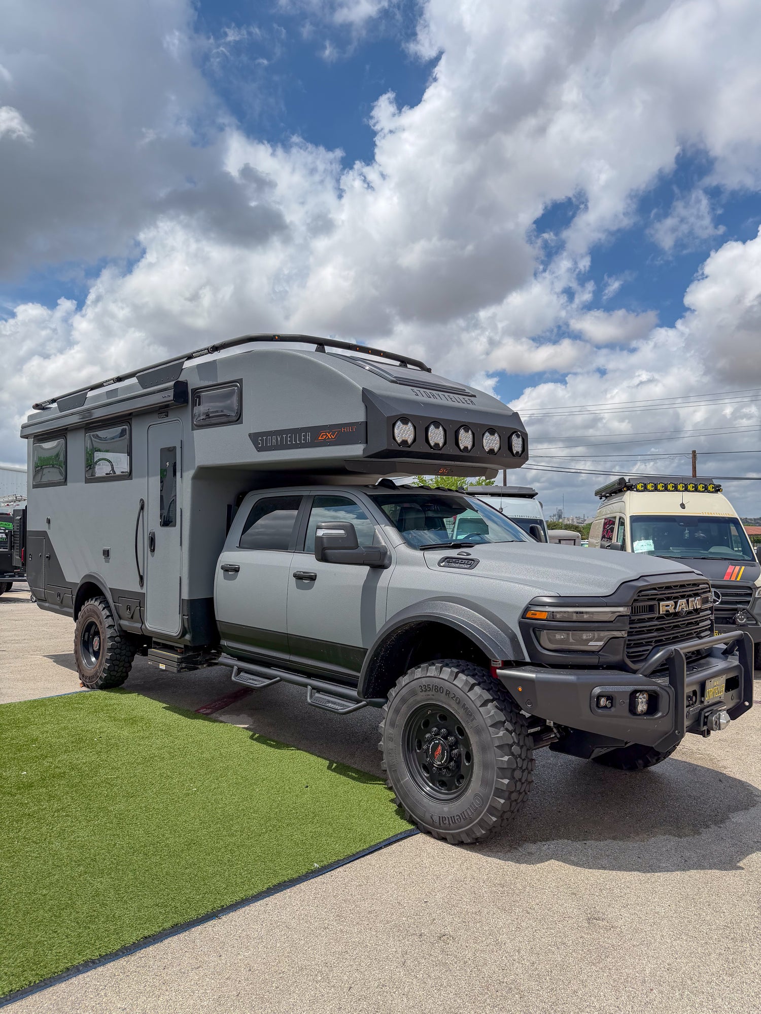 2026 Storyteller Hilt - Preowned