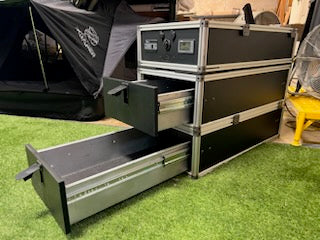 ¡¡OFERTA DE RASGUÑOS Y ABOLLADAS!! Caja de almacenamiento de engranajes Dirtbox con caja de batería/inversor