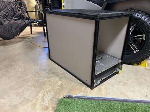SCRATCH & DENT SALE!! Dirtbox Gear Fridge Slide