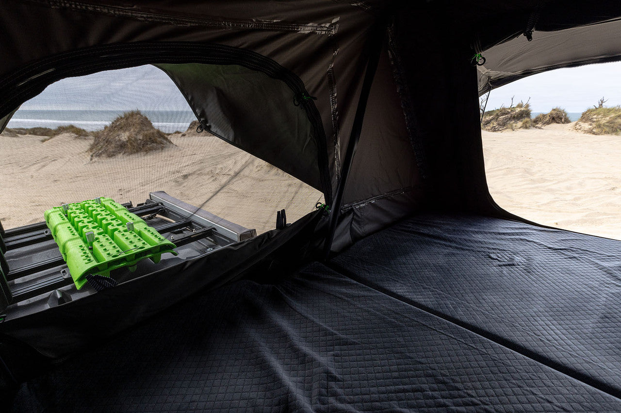 Ironman 4x4 Ursa 1300 Hard Shell Rooftop Tent